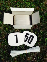 Sattlerei Büttner Startnummernpaar Pappe 1-50...