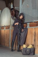 Eskadron Faux Leather Trensentasche black truffle